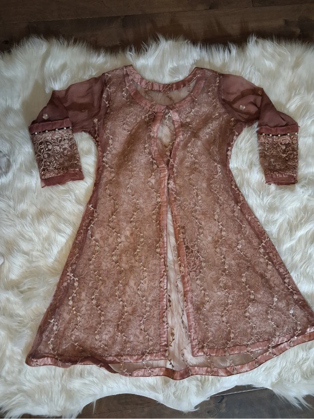 Embellished Mauve Lace Overlay Dress - Picture 4 of 10